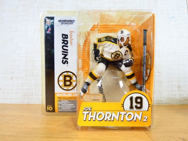 S) unopened!mak fur Len toys NHL Boston blue in zJoe THORNTON Joe so-n ton #19 figure ice hockey @80(N-3)