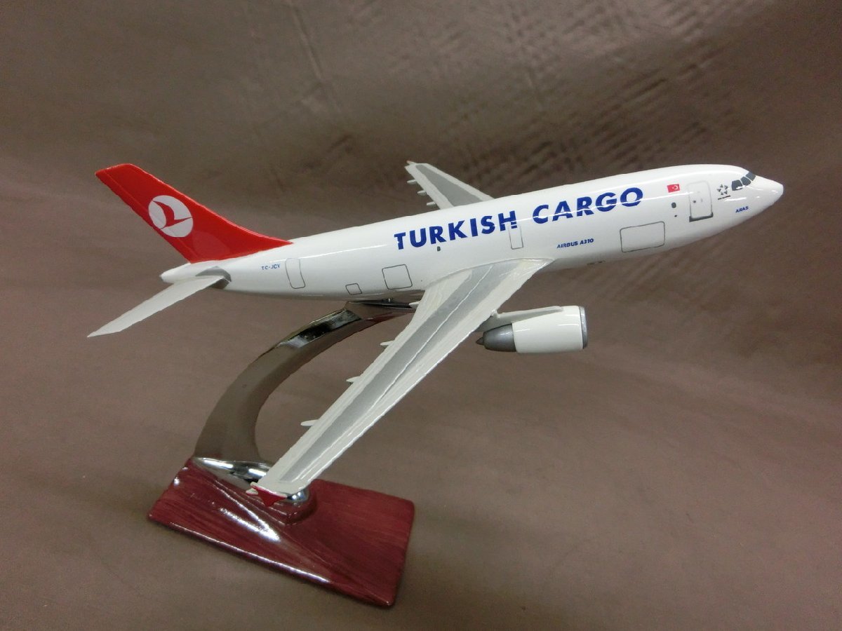 【YF-0781】TURKISH AIRLINES トルコ航空 モデルプレーン エアバス AIRBUS TC-JCV 機体全長約24.5cm 現状品【千円市場】_画像3