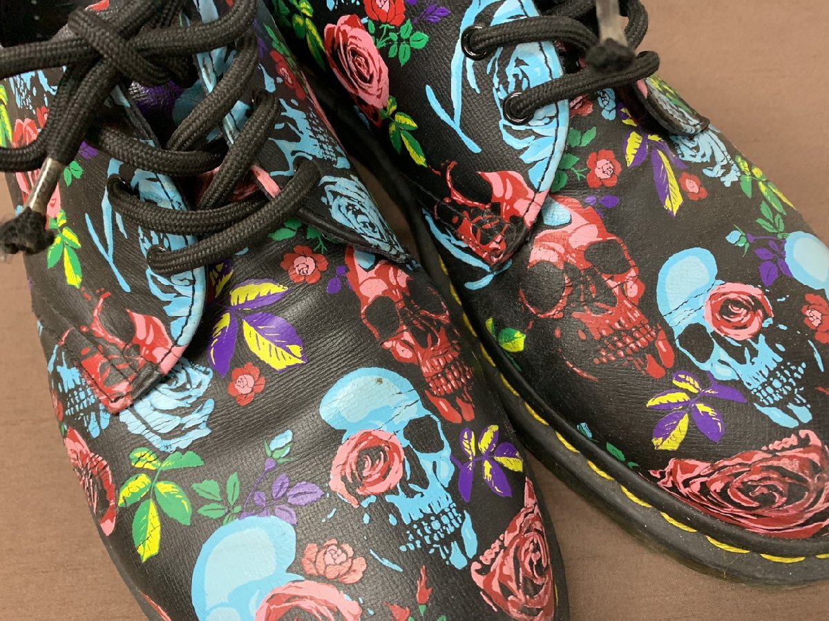 【N2-1353】Dr.Martens 1461 ROSE＆SKULL サイズUK9 ドクターマーチン ローズ＆スカル 3ホールシューズ メンズシューズ 現状品【千円市場】_画像6