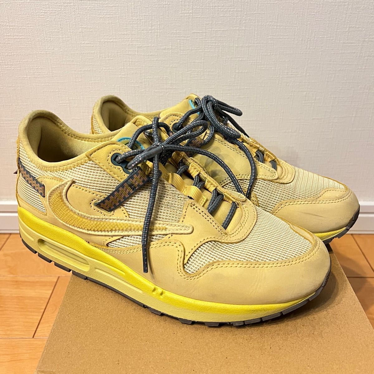 ★希少★交渉歓迎★カスタス★ナイキ★TravisScott×Nike AirMax1"CACT.US Gold"★美品★トラヴィス