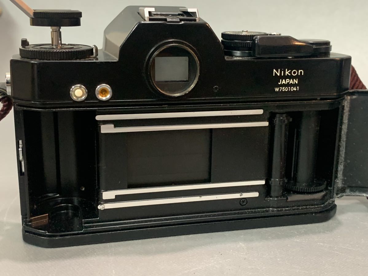 Nikon Nikomat EL　NIKKOR-Q.C Auto 1:2.8 f=135mm　カメラ　レンズ　動作未確認　（N68B#B）_画像9
