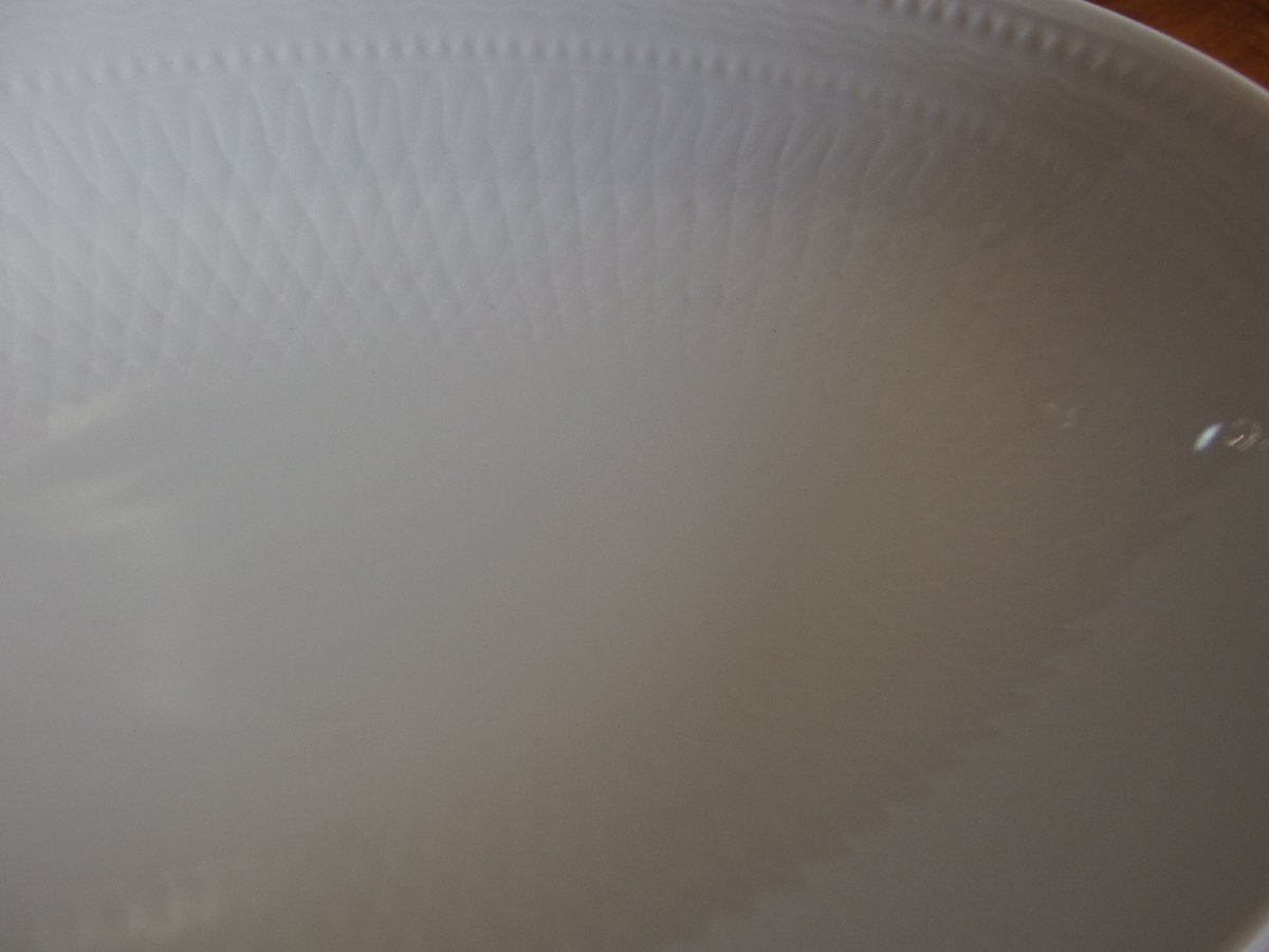 ROYAL COPENHAGEN★ロイヤルコペンハーゲン★ホワイトパルメッテ 606 オーバルディッシュ 直径約27cm 1枚★プレート ボウル カレー パスタの画像3