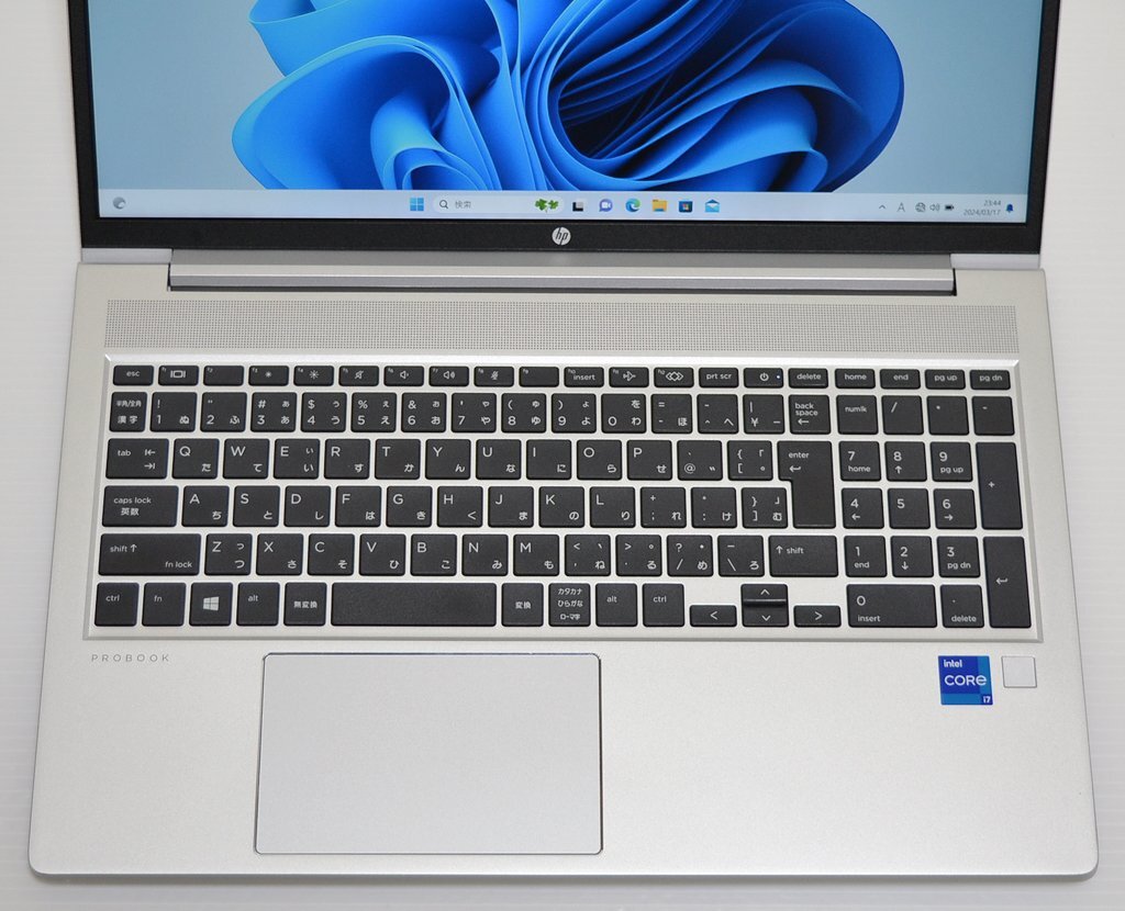 ★ProBook 450 G8 Core i7-1165G7(2.8GHz)15.6型TFT32GB/SSD512GB/無線LAN/カメラ/Windows 11Pro★1円～の画像2