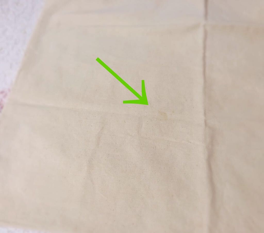 トリーバーチ「TORY BURCH」バッグ保存袋 現行 (3677) 正規品 付属品 布袋 巾着袋 ベージュ×ピンク ロゴチャーム付き 大きめ バッグ用_シミがあります