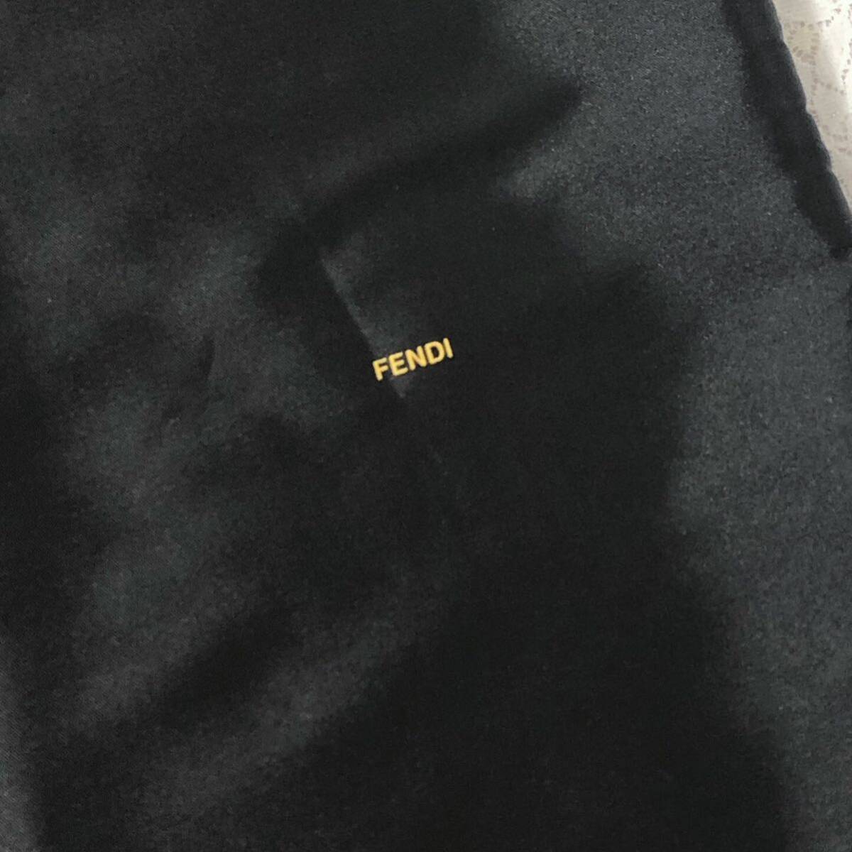 フェンディ「FENDI」バッグ保存袋 特大サイズ (3762) 正規品 付属品 布袋 巾着袋 布製 ナイロン生地 ブラック 69×68cm 大きめの画像3