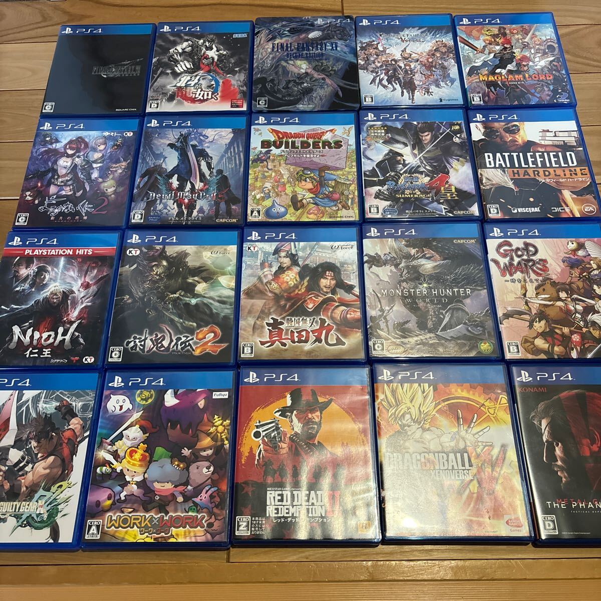 ＰＳ4ソフト 20本まとめ売り　プレステ4 ドラクエ　FF 戦国無双　メタルギア_画像1