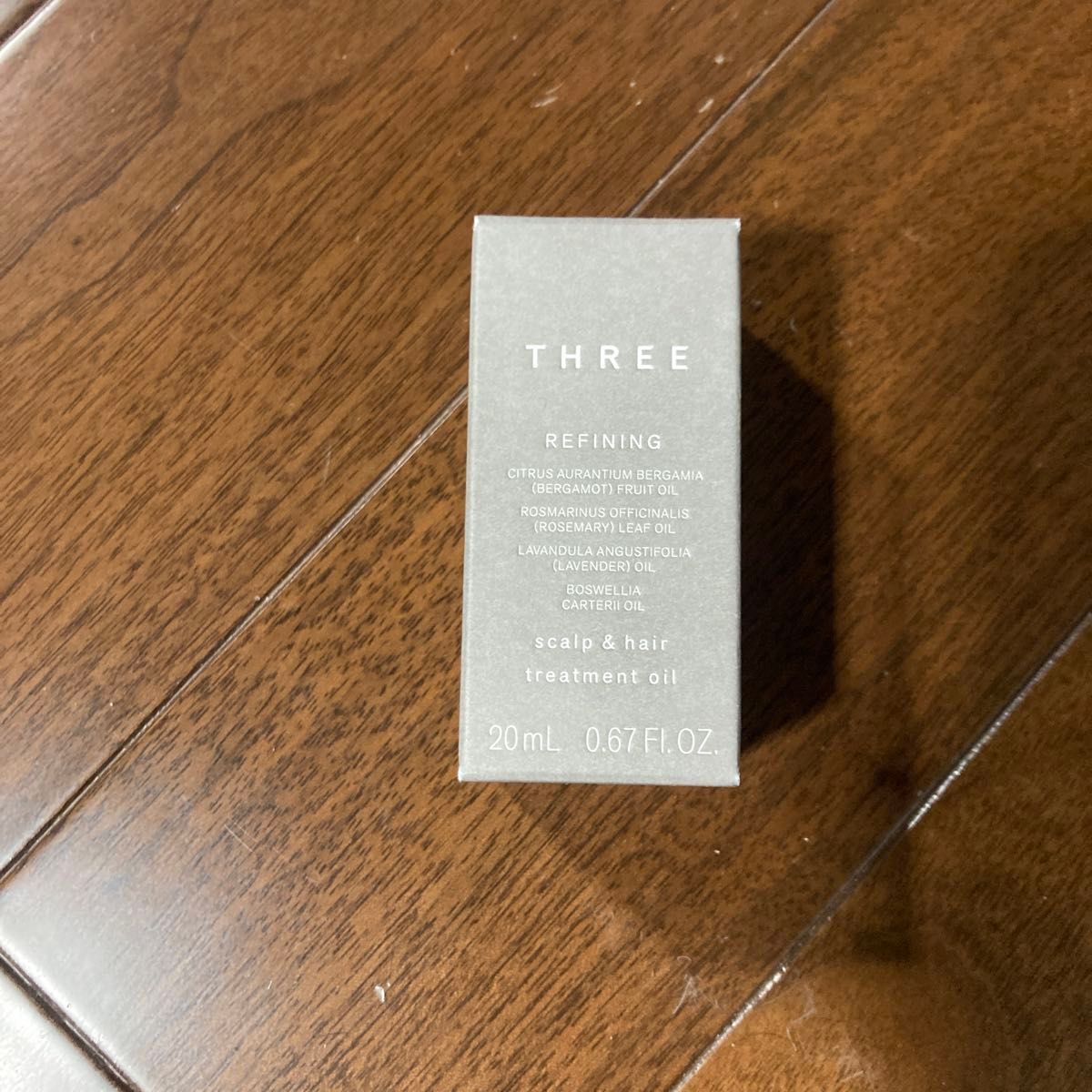 【新品未開封】THREE（スリー） スキャルプ＆ヘア リファイニング トリートメント オイル R 20ml