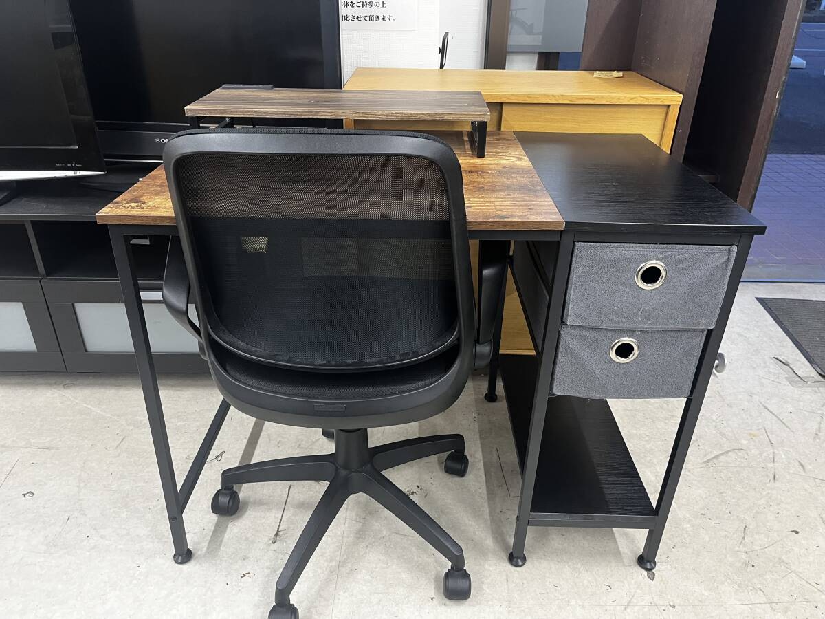 [s2262]PC desk & desk chair set power supply attaching used present condition goods * shipping : comfortably household goods flight C rank 2 mouth shipping * direct pickup warm welcome!!