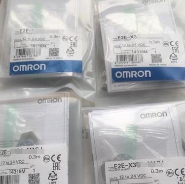 10個セット 新品 オムロン 　光学センサー E2E-X2D1-M1GJ 0.3M