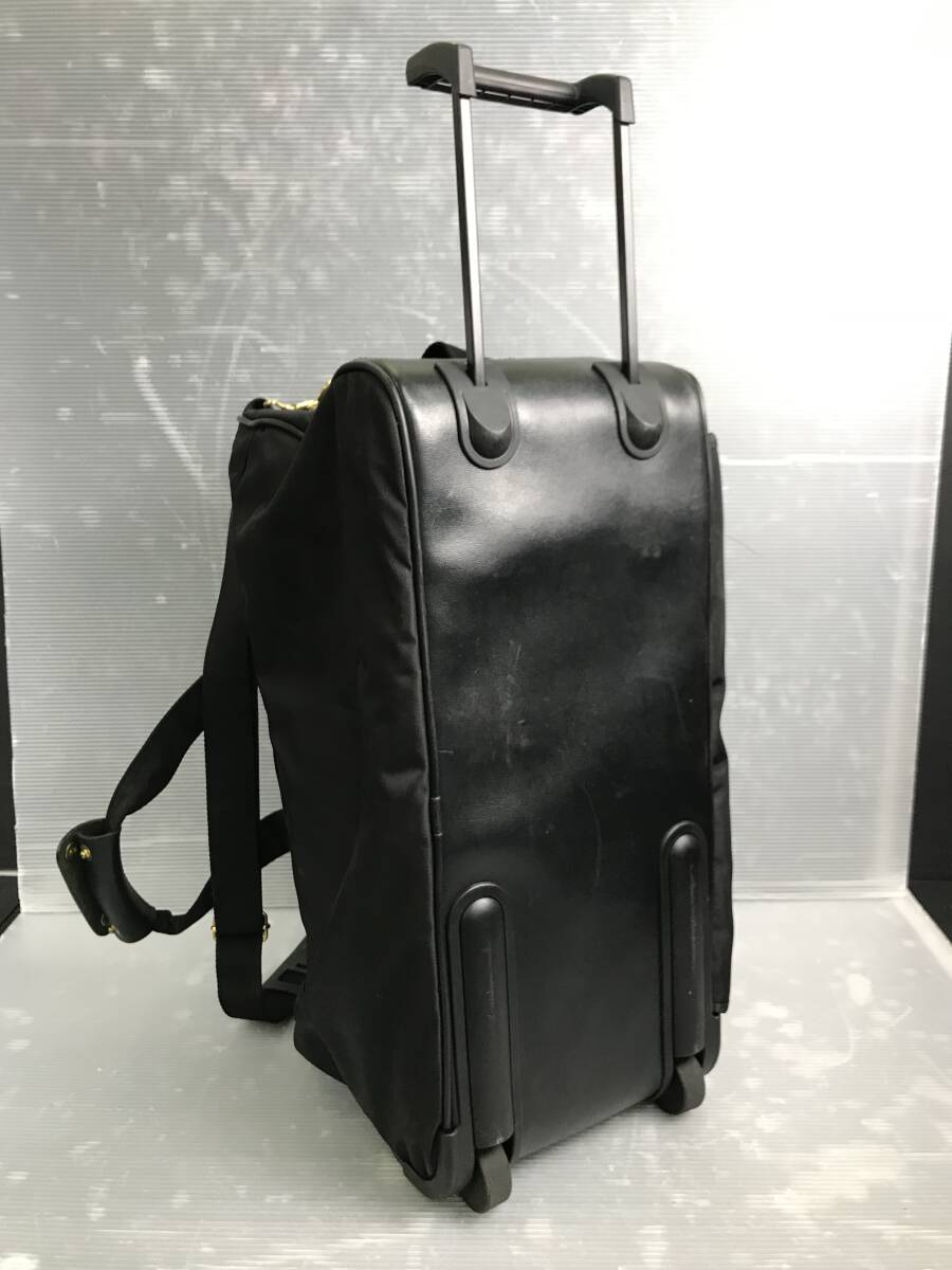  country /Samsonite/ Carry case / soft type / black / pills attaching / number unknown / scratch equipped / shoulder with strap / Samsonite / country -34 ST