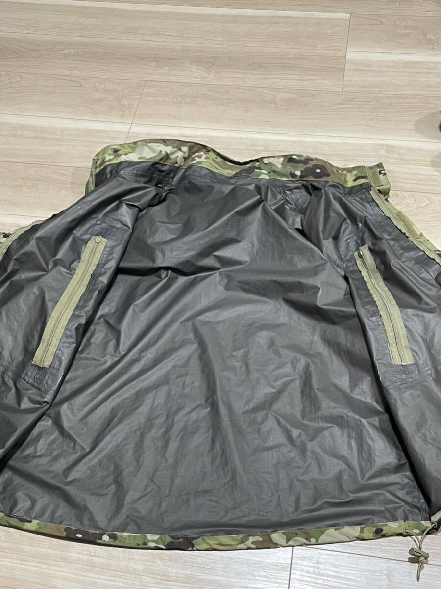 米軍放出品 中古美品 ＪＡＣＫＥＴ,ＥＸＴＲＥＭＥ ＣＯＬＤ/ＷＥＴ ＯＣＰ ＧＯＲＥ-ＴＥＸ ゴアテックスジャケット Ｌ-Ｌの画像8