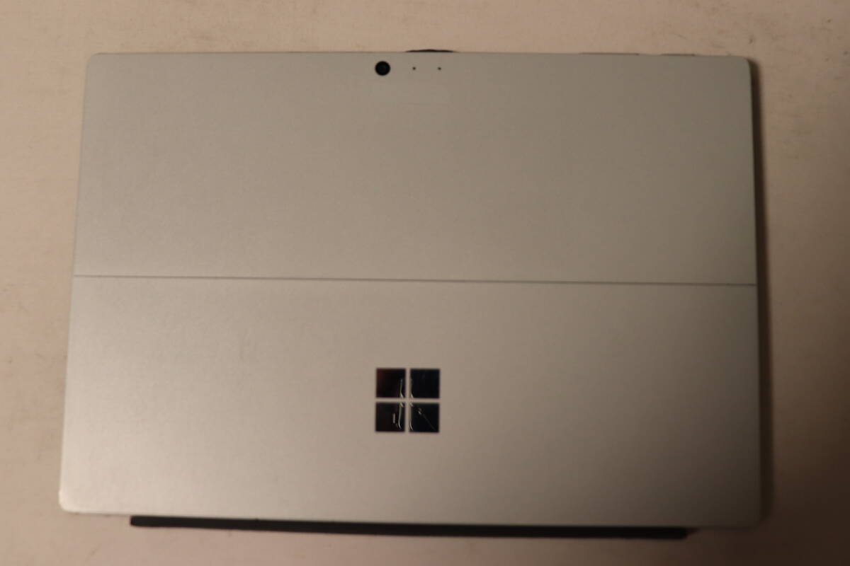 M407. Microsoft / Surface Pro / Core i5-7300U / 8GBメモリ / 256GB SSD / 通電確認・ジャンク_画像4