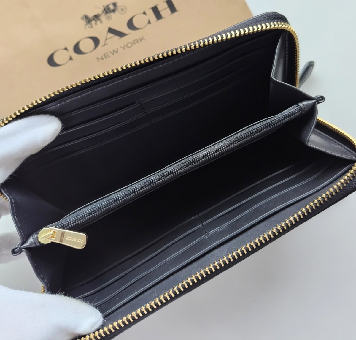 【新品】COACH コーチ 長財布 シグネチャー 　ブラウン　ブラック