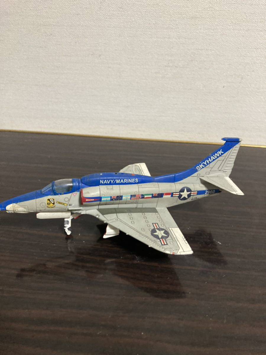  фигурка игрушка SKYHAWK jet машина 