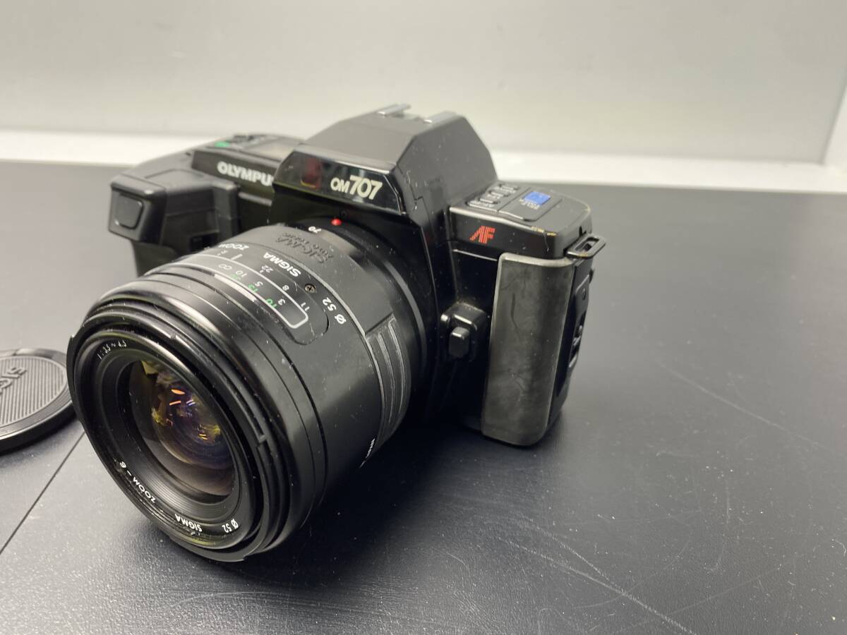 ★OLYMPUS OM707 AF★オリンパス フィルムカメラ SIGMA 1：3.5-4.5 28-70mm【中古/現状品/動作未確認ジャンク】_画像4