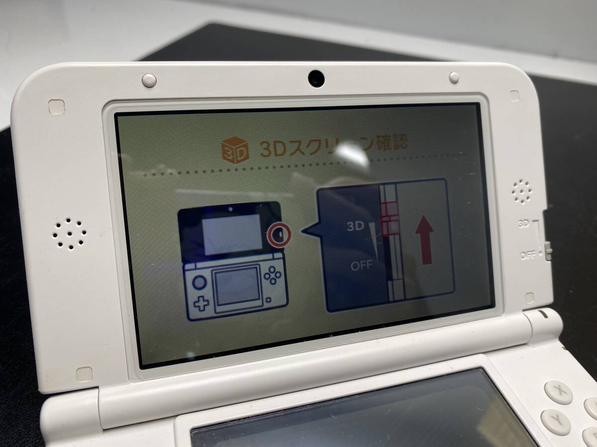 ★NINTENDO 3DS LL★本体 ホワイト SPR-001 初期化OK【中古/現状品】_画像3