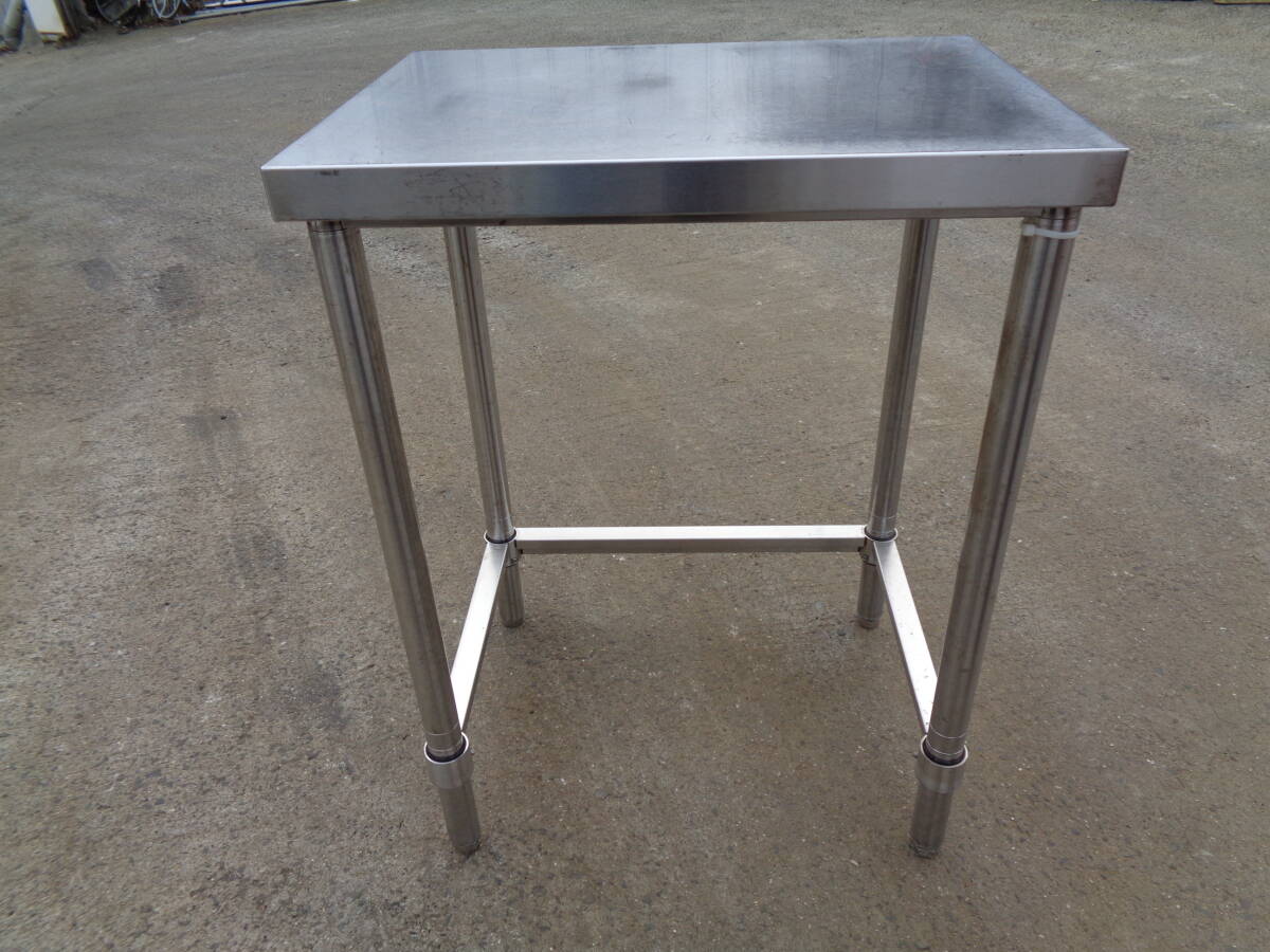 C258 厨房台　作業台　業務用テーブル　幅約60cm　奥行約45cm　高さ約80cm_画像4