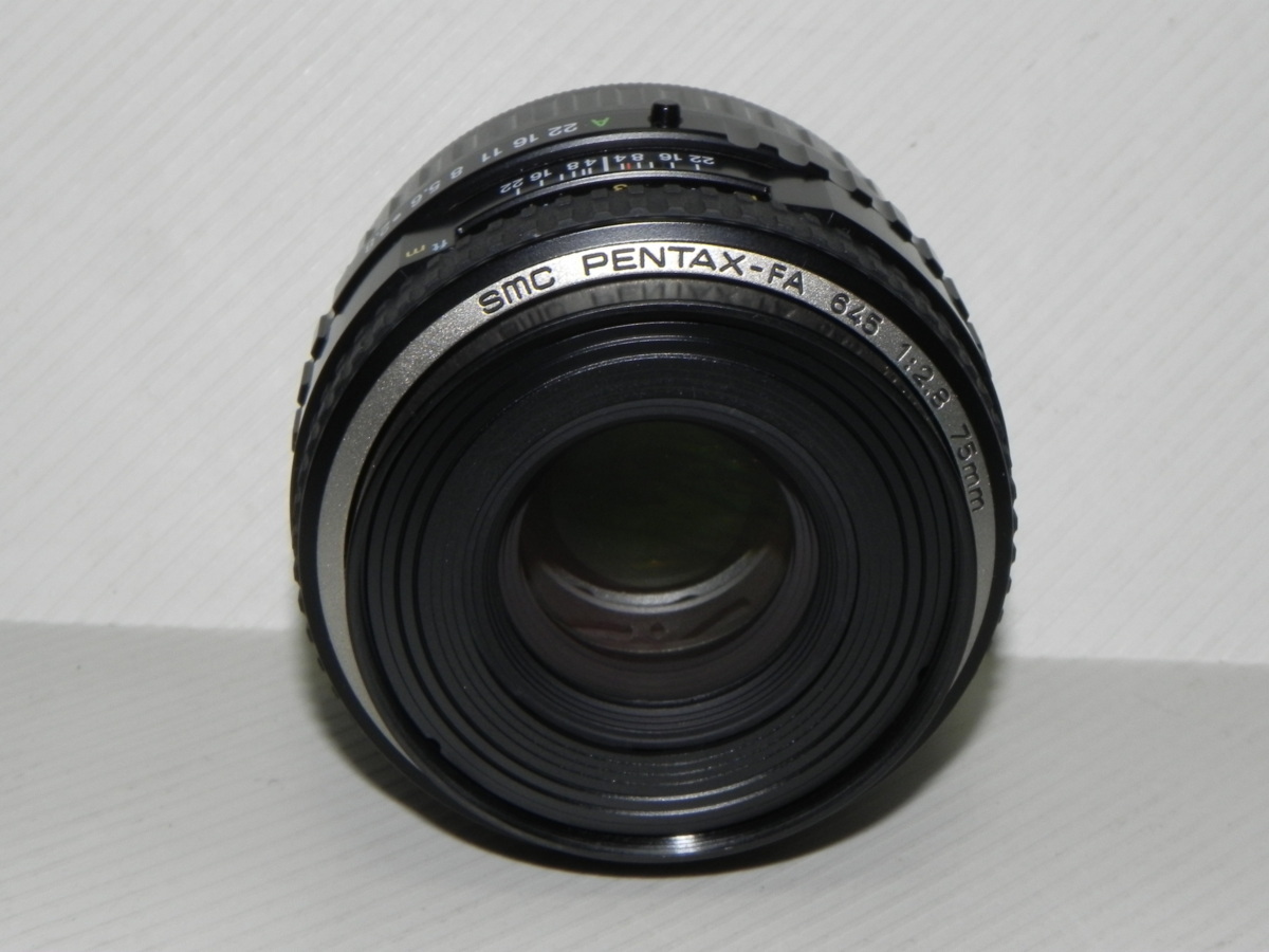 ペンタックス PENTAX SMC PENTAX-FA 645 75mm/Ｆ2.8 レンズ(中古良品)の画像2