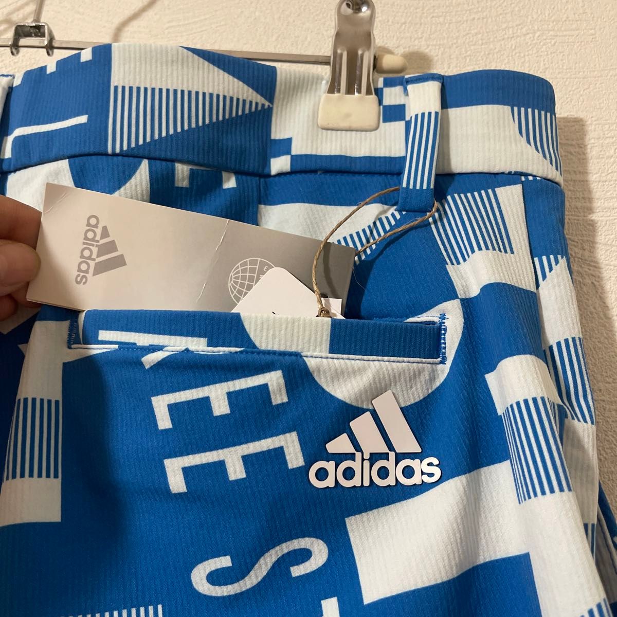 新品L（85）  adidas  ゴルフ グラフィックプリント ショートパンツ