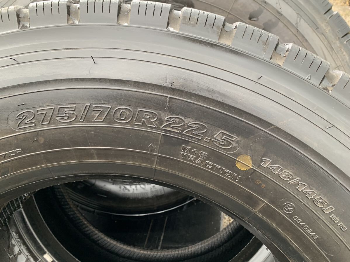 引取り可能！275/70R22.5 YOKOHAMA 710R 21年製 13mm 中古トラックタイヤ２本の画像4