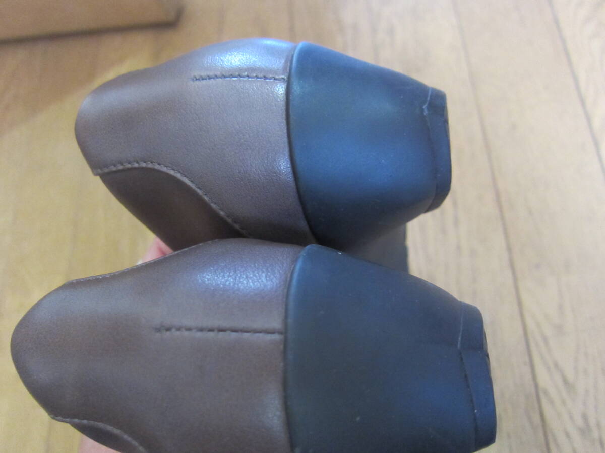 外反母趾にやさしい靴 fitfit フィットフィット 24.5cm パンプス シューズ 靴 レディース こげ茶系 NO.Ｈの画像4