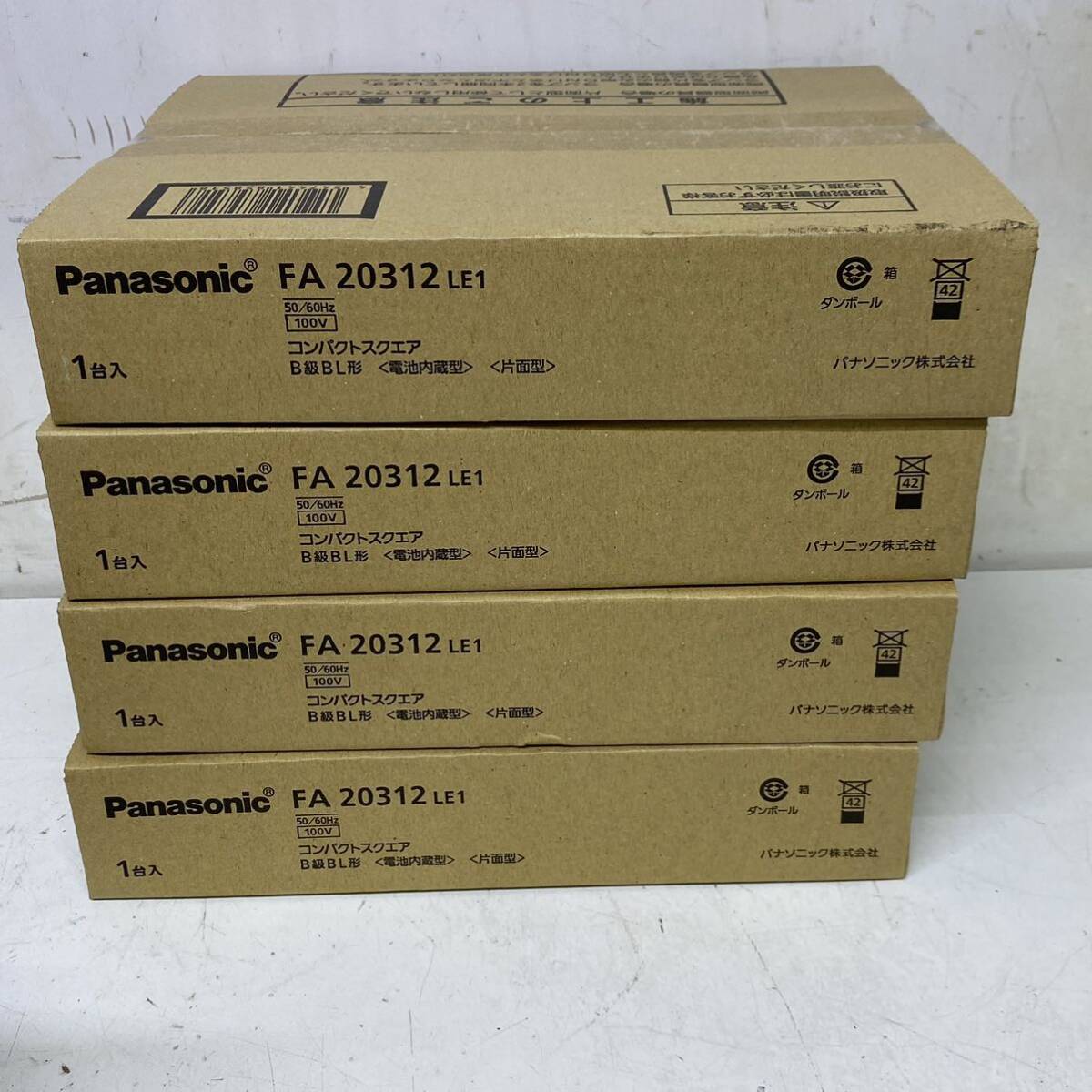 ♪ 新品 大量 Panasonic コンパクトスクエア パネルセット 誘導灯 サイズ各種 B級・C級 FA10312/FK10352/FK10016/FK10017/FA20312/FK20000_画像7