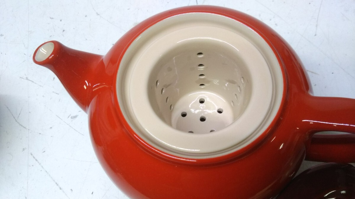 A※ LE CREUSET SMALL ル・クルーゼ TEAPOT AND SET OF4CAP ティーポット & 4カップセット 未使用品_画像4