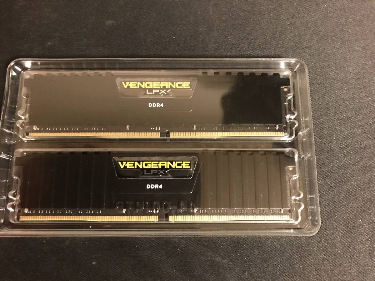 【ジャンク】CORSAIR VENGEANCE LPX DDR4　2×8GB　2666MHz_画像2