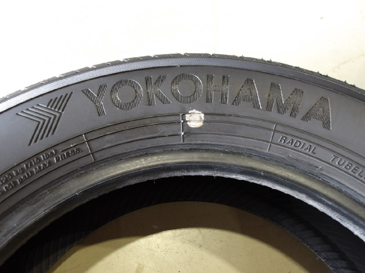 (R06/03/22) Φ 12インチ / タイヤ / ヨコハマ / ブルーアース / ES32 / 145/70R12 69Ｓ / 2本 / 中古 / 2023年製造_画像2