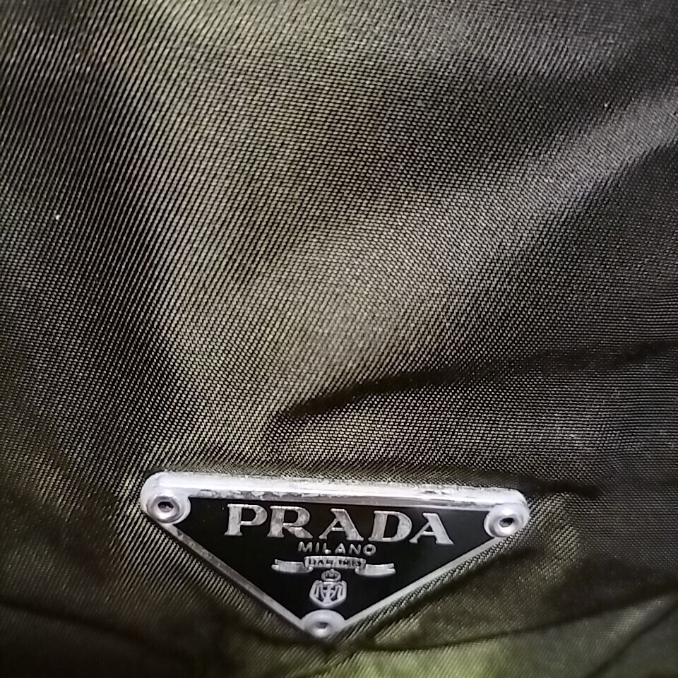 【★プラダ■PRADA】ショルダーバッグ■斜め掛け■ブランドバッグ■ボディバッグ■三角プレート■メンズ■レディース■男女兼用■カーキ■_画像5