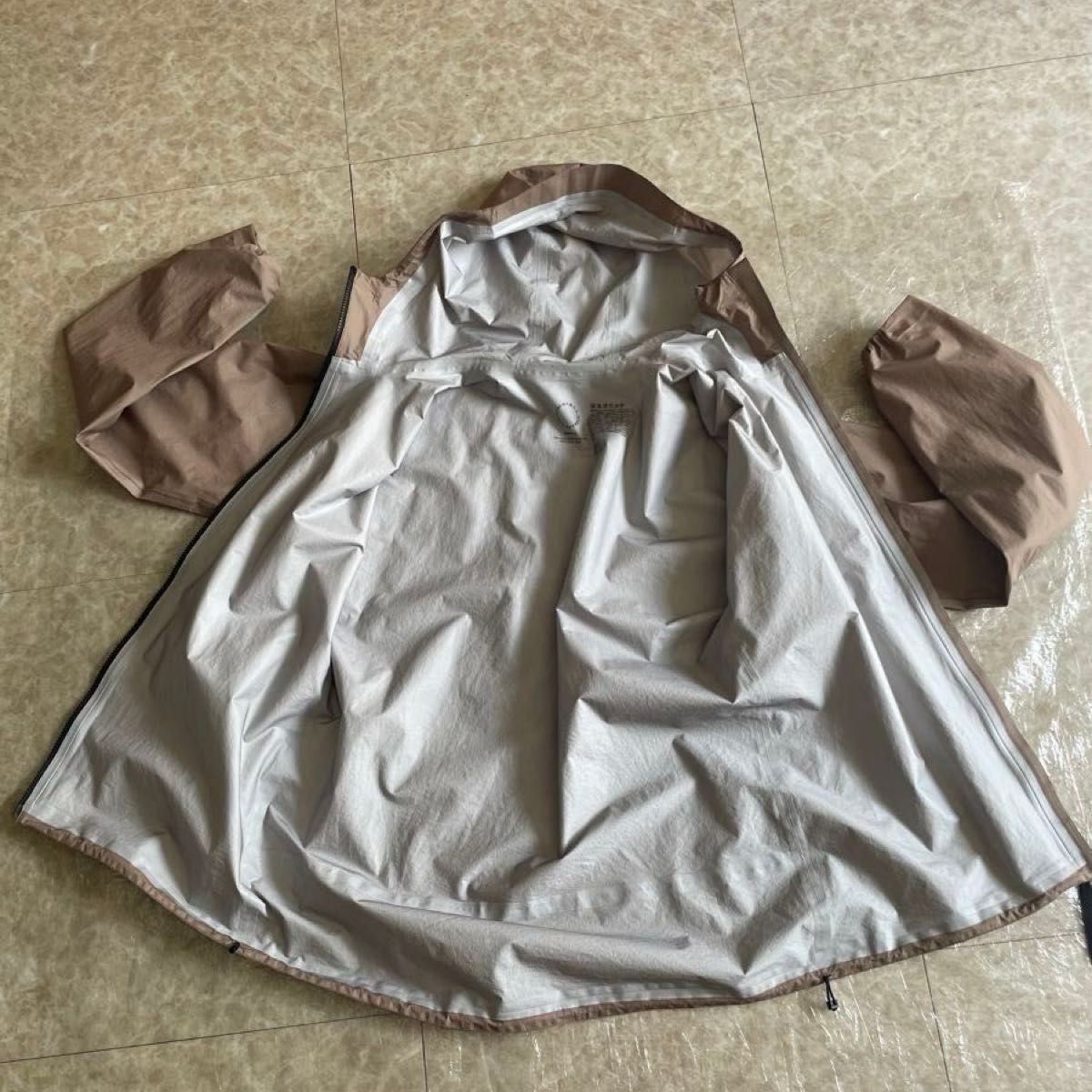 訳あり美品 廃盤色 山と道 UL All-weather Jacket オール 訳あり美品 廃盤色 山と道 UL All-weather Jacket オール