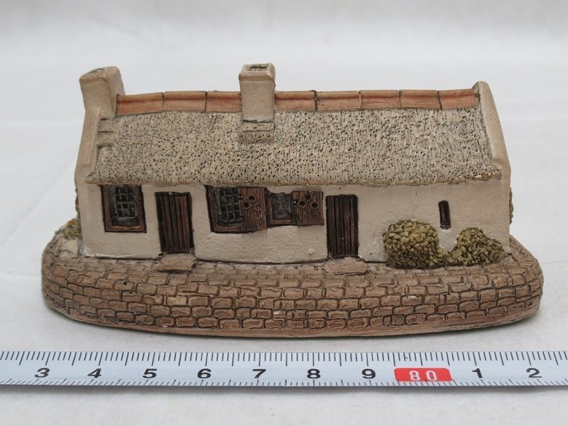 P1470 リリパットレーン Lilliput Lane 英国製 BURNS COTTAGE 置物 オブジェ_画像1