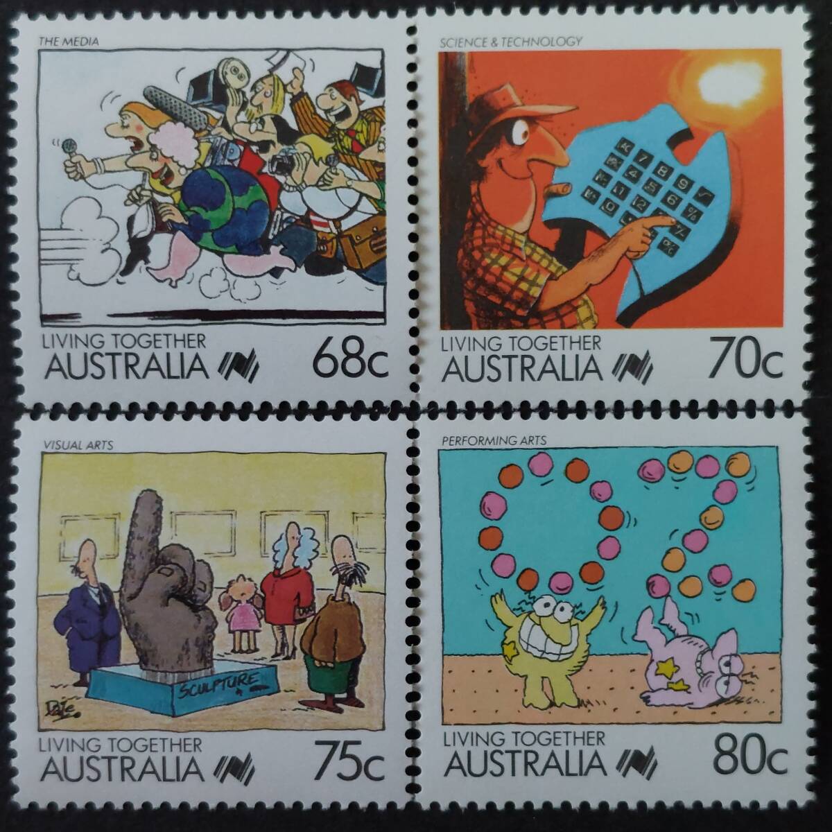 J282 オーストラリア切手「『LIVING　TOGETHER』(共に生きよう)をテーマとした各ジャンルの楽しいイラスト切手4種セット⑥」1988年　未使用_画像1