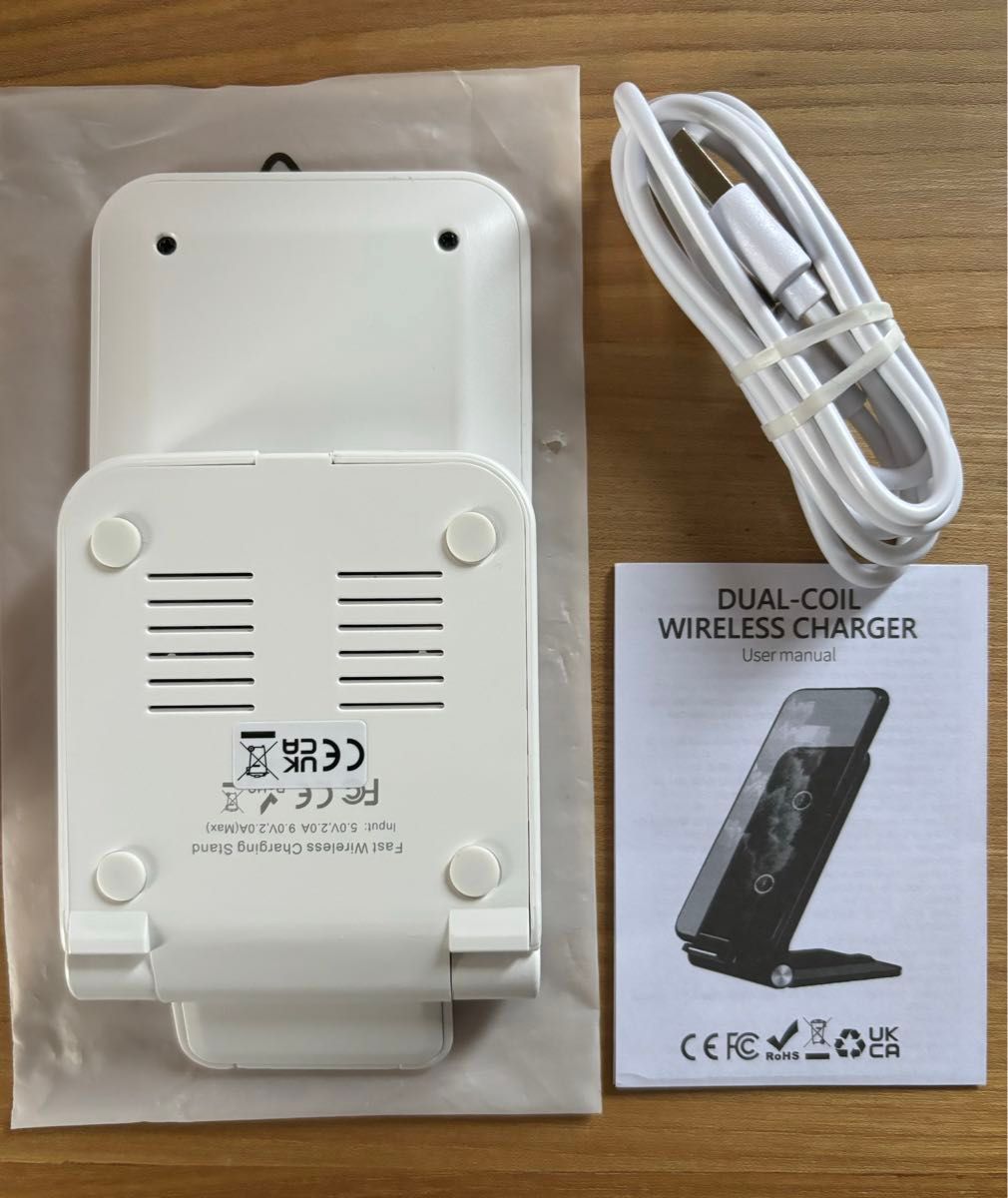 iPhone ワイヤレス充電スタンド 15W カラー：ホワイト（白）