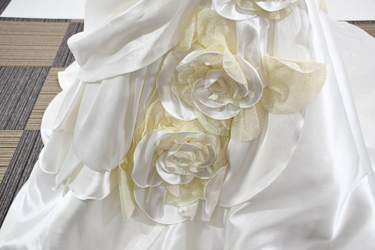 KAORUKO ウェディングドレス ドレス 貸衣装 ブライダル 結婚式 披露宴 衣装 舞台発表 コスプレ 刺繍_画像5