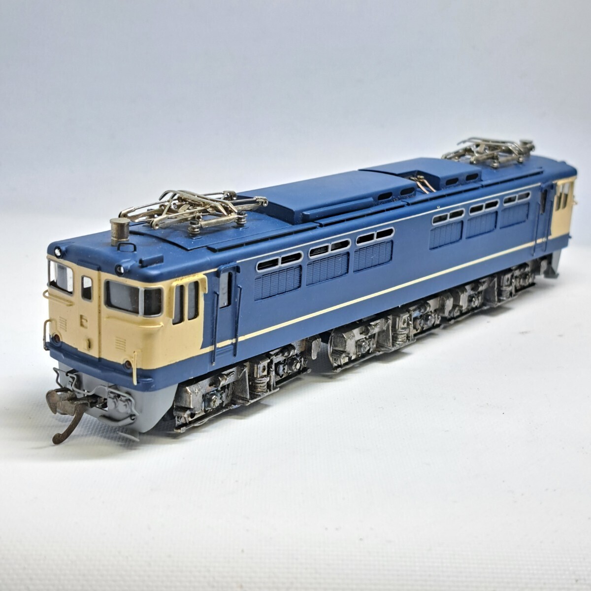 4 鉄道模型　HOゲージ 動力車 EF65 2000系_画像3