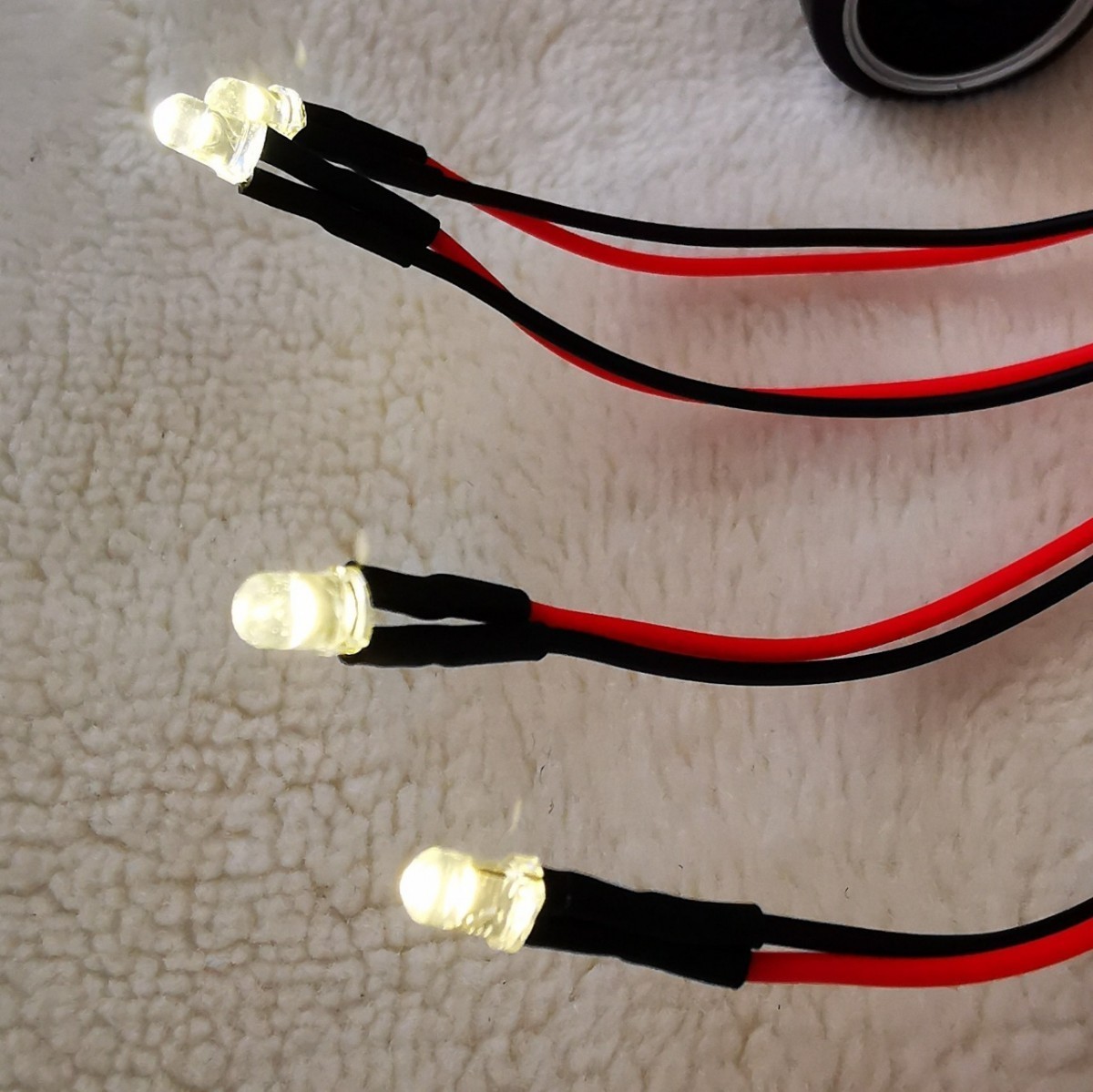 ミニッツ Mini-Z LEDライト LED4灯 AWD RWD 4x4 等 MZW429R 互換_画像3