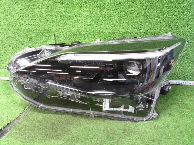 ヤリスクロス 5BA-MXPB10 左　ヘッド　ランプ　ライト　 209 52-325 81150-52N20 LED イケイ レベライザー付 ジュンセイ_画像1