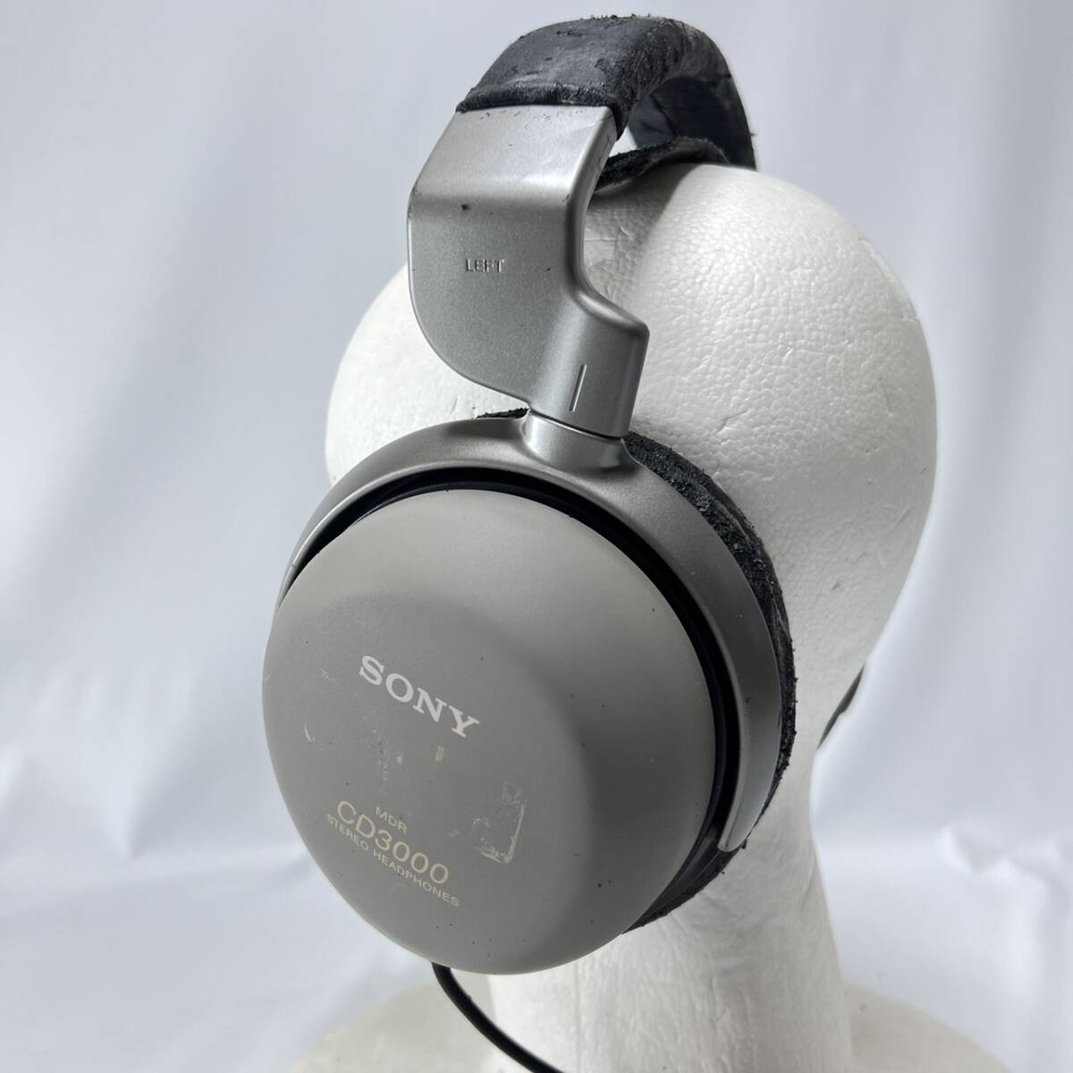 SONY 密閉型ヘッドフォン MDR-CD3000 「現状品」★876_画像2