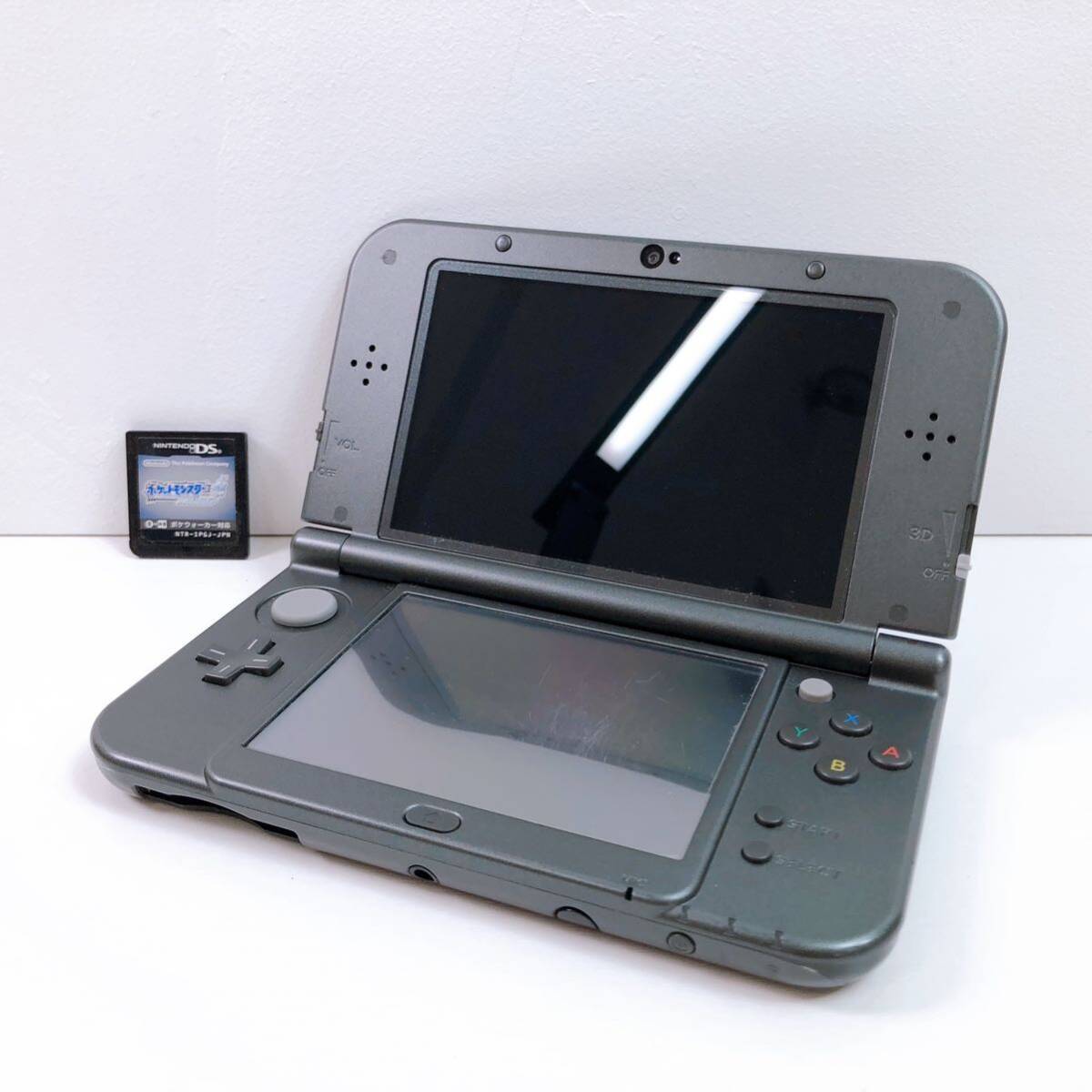 165【中古】New Nintendo 3DS LL 本体 RED-001 ブラック ニューニンテンドー 3DSLL 動作確認 初期化済み / ポケモン ソフトセット 現状品_画像1