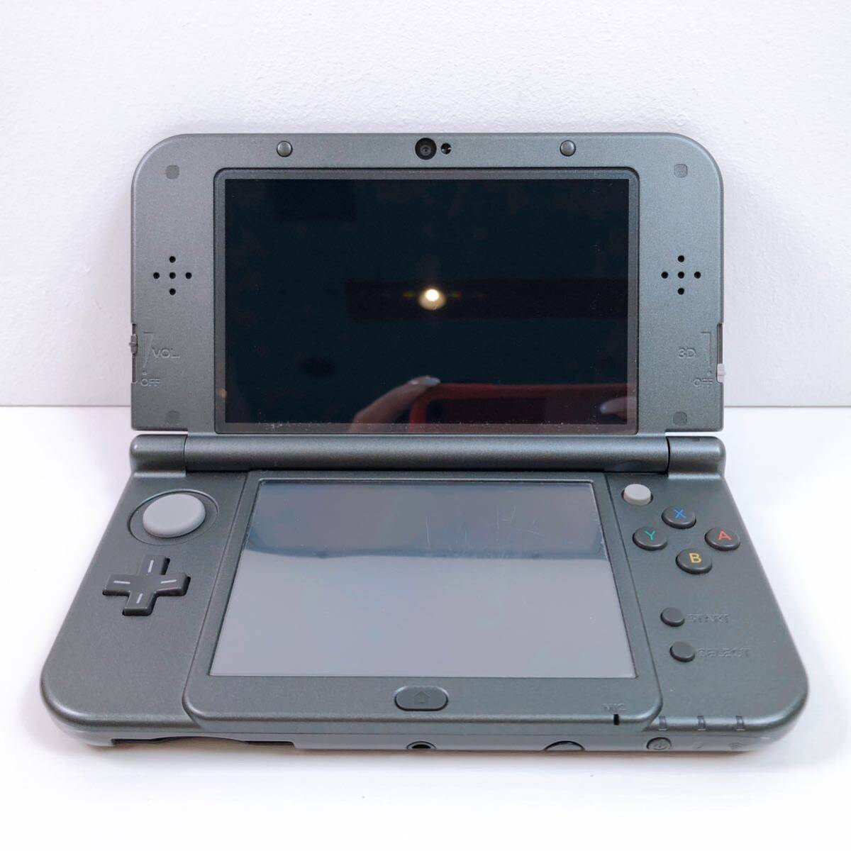 165【中古】New Nintendo 3DS LL 本体 RED-001 ブラック ニューニンテンドー 3DSLL 動作確認 初期化済み / ポケモン ソフトセット 現状品_画像2