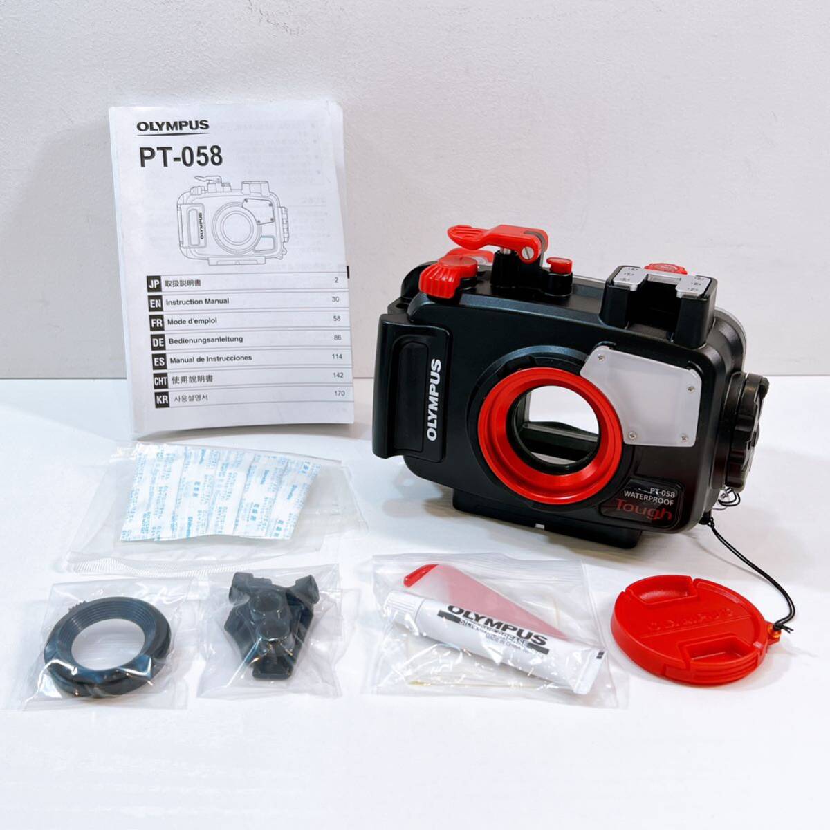 335☆美品☆ OLYMPUS オリンパス Tough PT-058 純正 TG-5用 防水プロテクター ハウジング 防水 水中カメラ ブラック レッド 中古 現状品の画像1