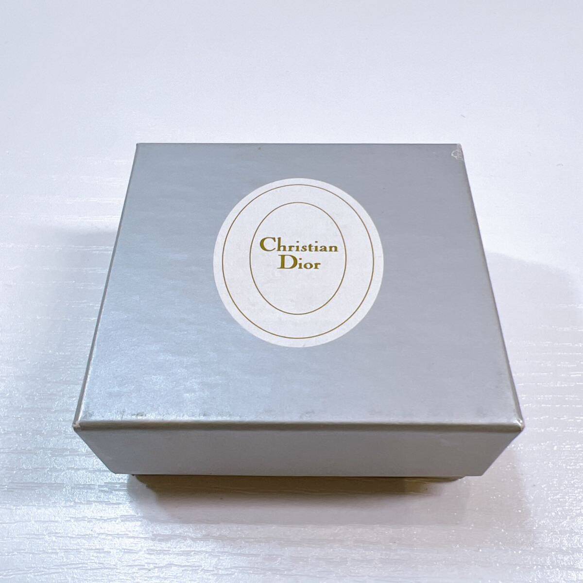 313☆中古☆ Christian Dior クリスチャンディオール イヤリング ゴールドカラー ツイスト ねじれ ビンテージ 箱付き アクセサリー 現状品_画像9