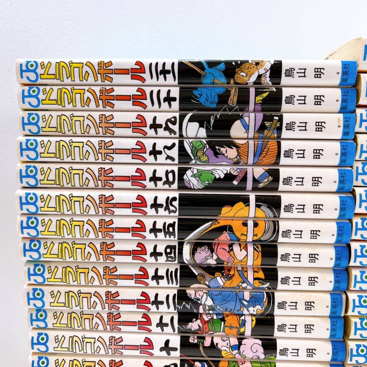 318☆中古☆ ドラゴンボール 1〜42巻 全巻セット 完結 鳥山明 ジャンプコミックス 集英社 マンガ 漫画 コミック DRAGONBALL 現状品の画像4