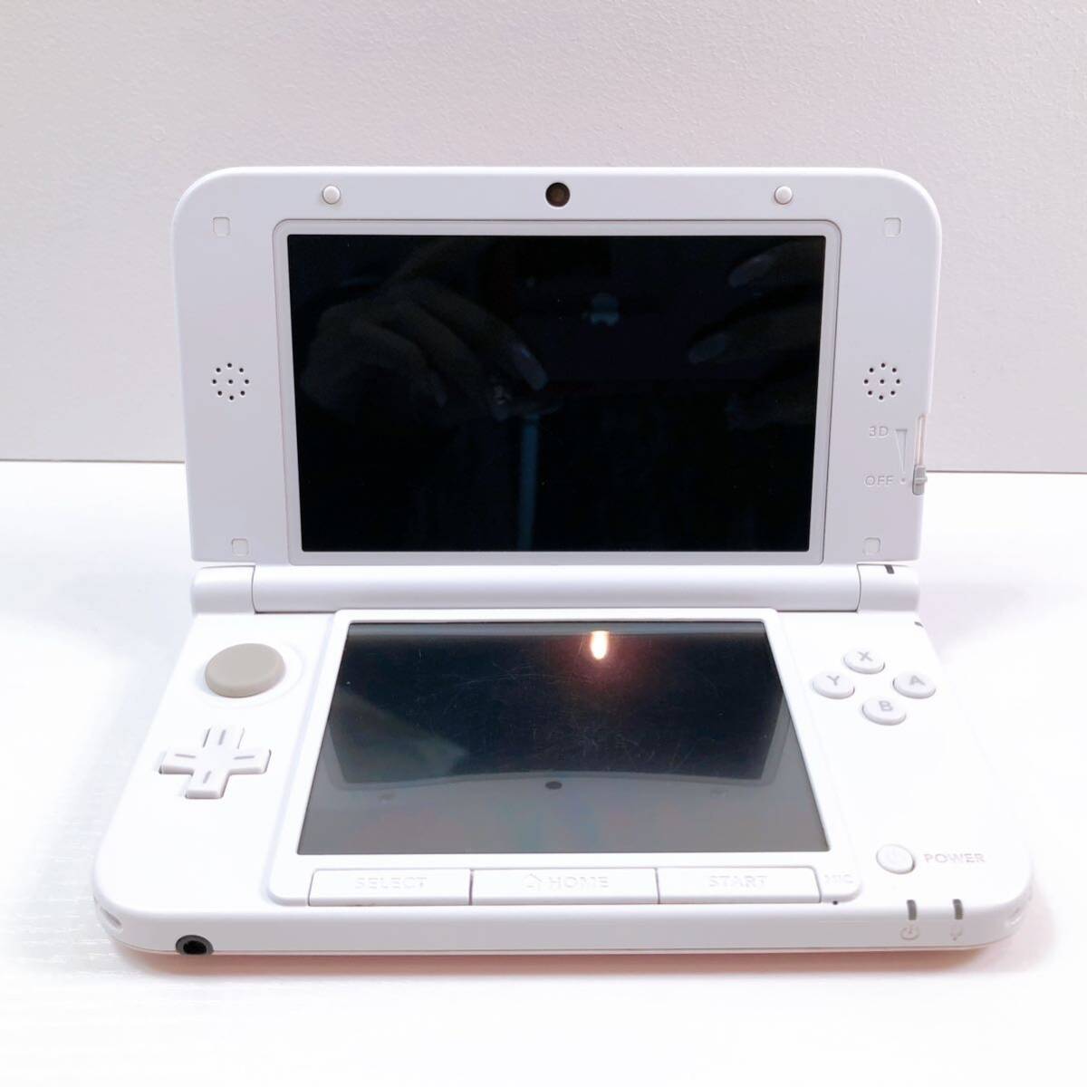 186【中古】Nintendo 3DS LL 本体SPR-001 ピンク×ホワイト ニンテンドー 3DS LL 任天堂 タッチペンなし 動作確認 初期化済み 現状品_画像2