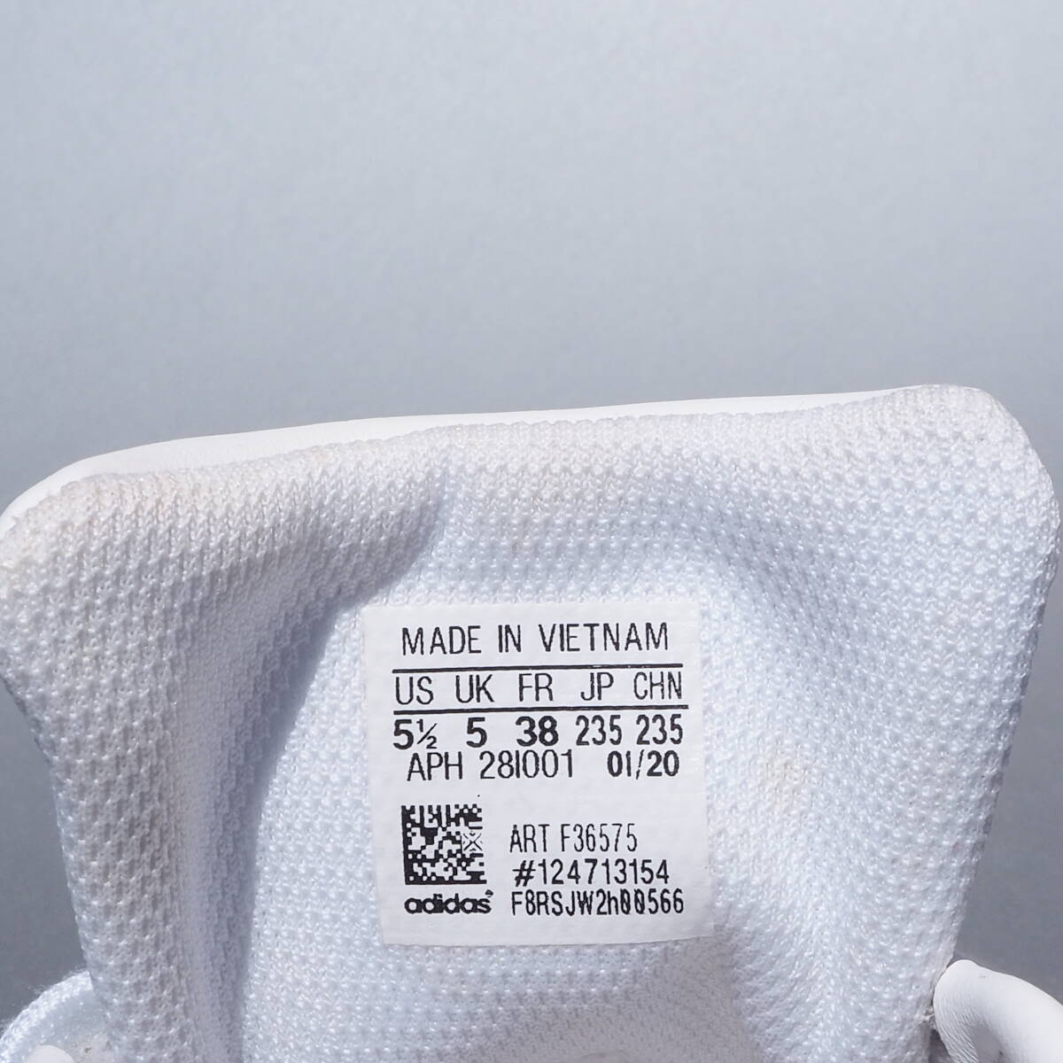 美品!! US 5 1/2 / 23.5cｍ 限定 2020年 adidas スタンスミス 白x金 レザー 顔付き 天然皮革_画像9