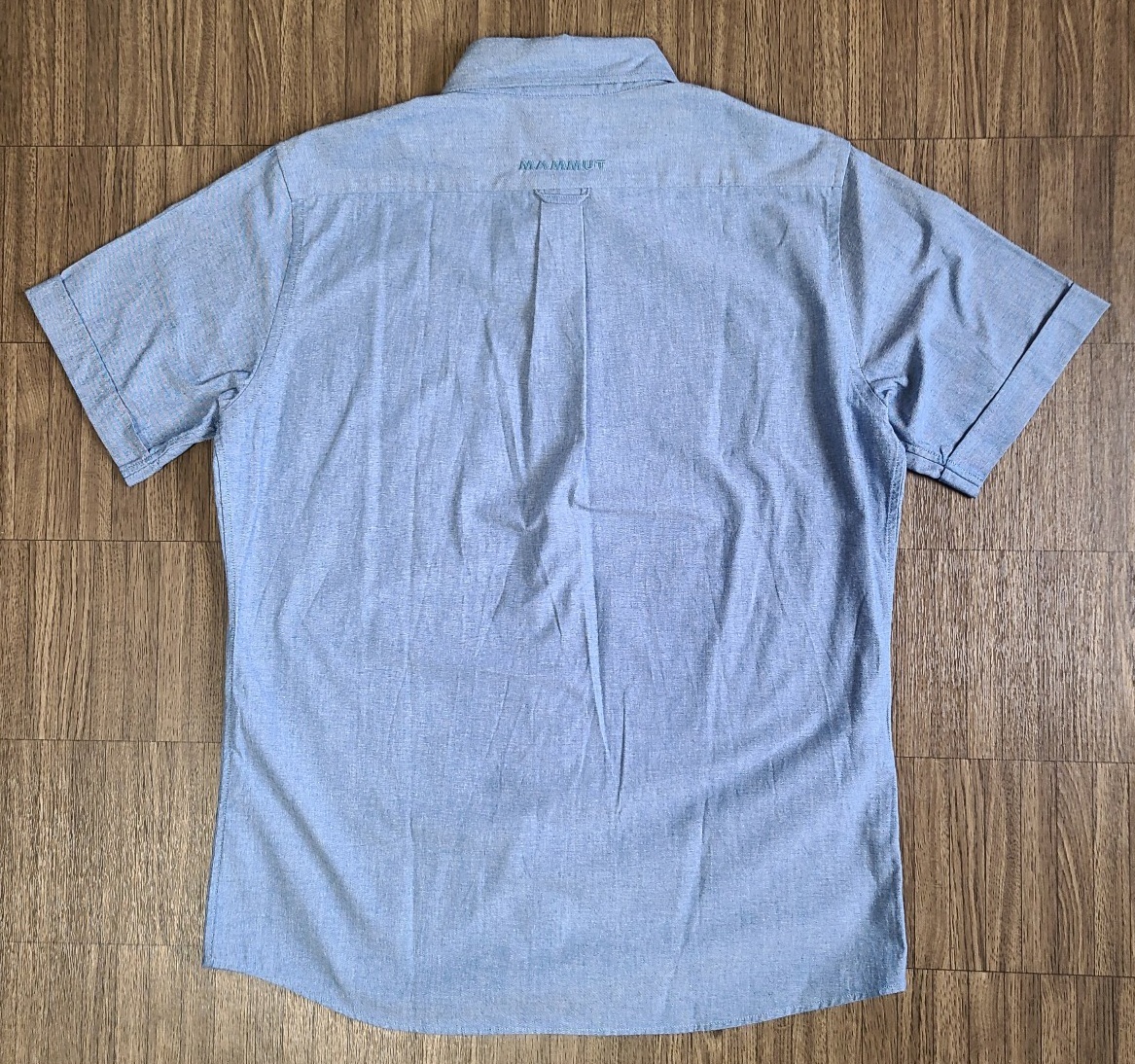 MAMMUT Matrix Shirts Short　マムート 半袖 シャツ ライトブルー　ライトデニム　新品未使用　送料無料_画像2