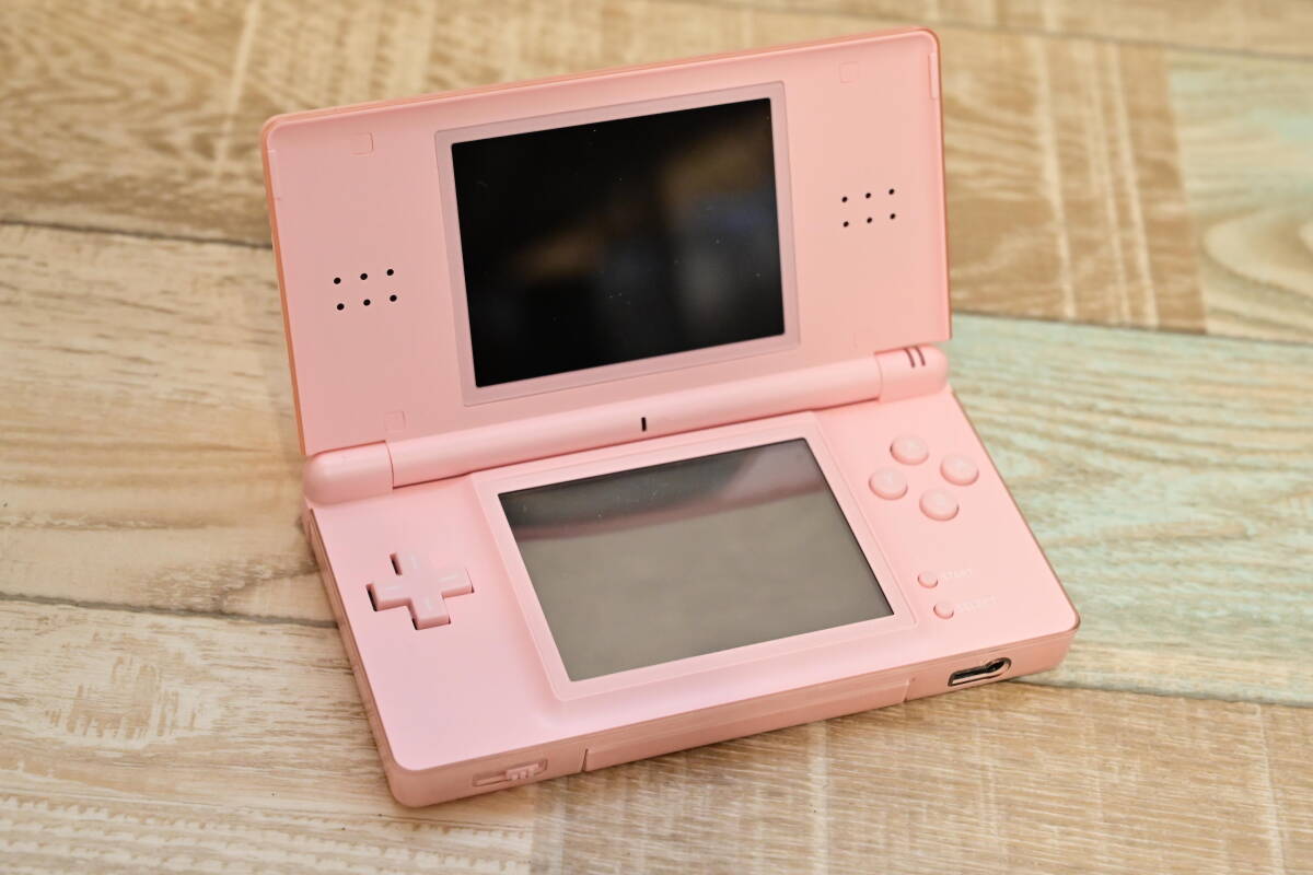 ☆現状販売☆ニンテンド- Nintendo 任天堂 DS Lite本体 USG-001/ノーブルピンクの画像1