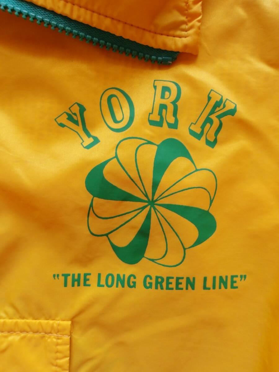 70's 80's ヴィンテージ ナイキ 風車 ヨーク ハイスクール 'THE LONG GREEN LINE" ウインドブレーカー VINTAGE NIKE YORK HIGH SCHOOL_画像3
