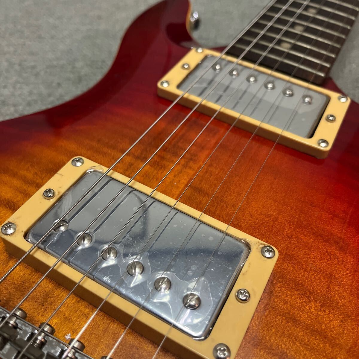 HAMER SLAMMER SERIES les paul standard DC CS ヘイマー ジャンク扱い レスポール　エレキギター 弦楽器 ハムバッカー ダブルカッタウェイ_画像2